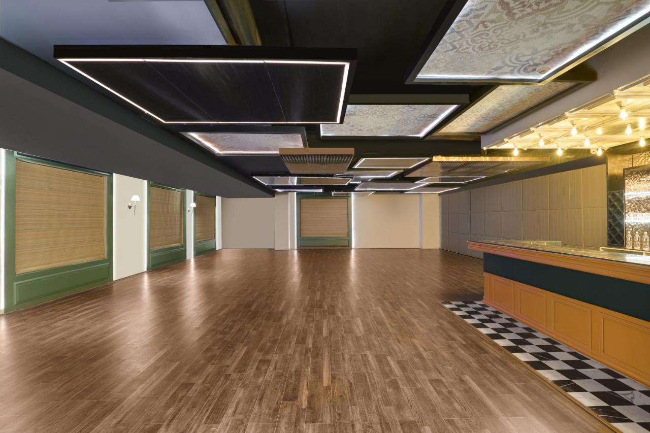 Lemon Tree Hotel, Hisar ภายนอก รูปภาพ