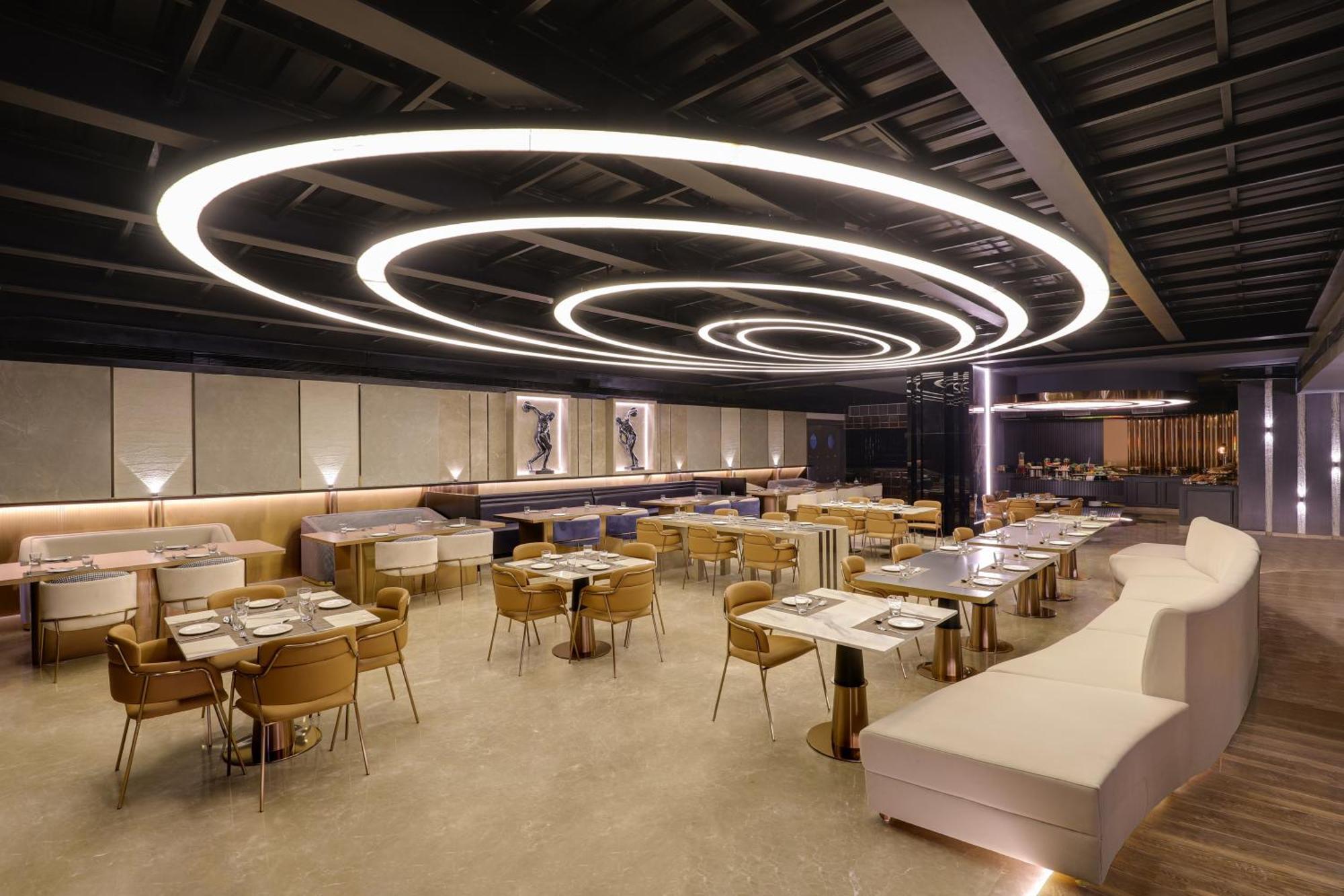 Lemon Tree Hotel, Hisar ภายนอก รูปภาพ